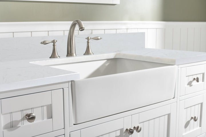 Burbank 54" Single Sink Vanity with Quartz Top - Design Element Bath Kitchen - Bathroom Vanity - Golden Oak with Matte Black Hardware