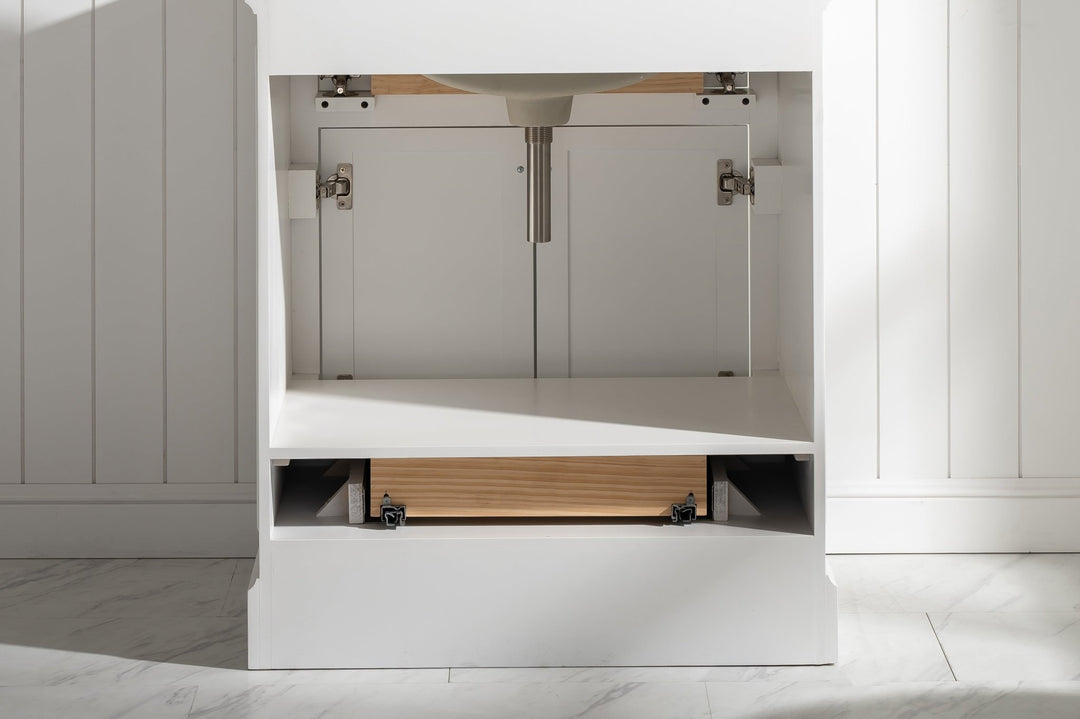 Milano 30" Single Sink Vanity with White Quartz Top - Design Element Bath Kitchen - Bathroom Vanity - White with Silver Satin Hardware