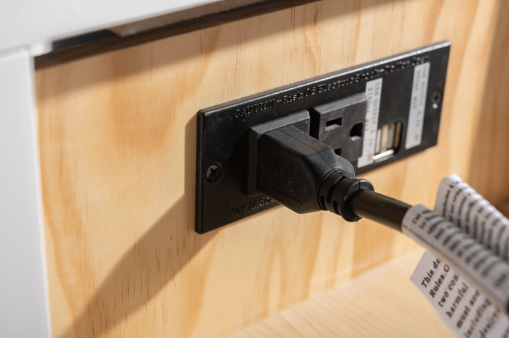 Valentino 84" Double Sink Vanity with White Quartz Top - Design Element Bath Kitchen - Bathroom Vanity - Navy with Satin Gold Hardware