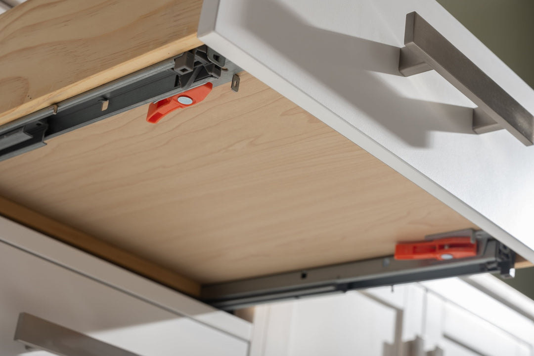 Valentino 84" Double Sink Vanity with White Quartz Top - Design Element Bath Kitchen - Bathroom Vanity - Navy with Satin Gold Hardware